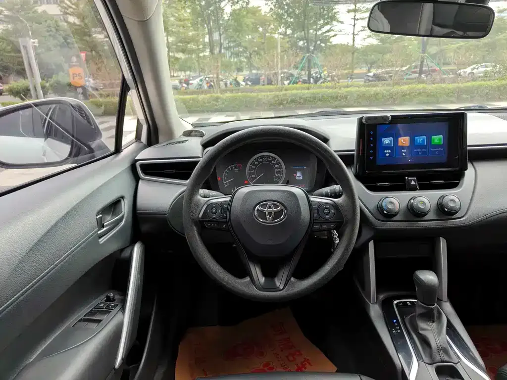 Toyota Corolla Cross 2022 из CN, фото 10