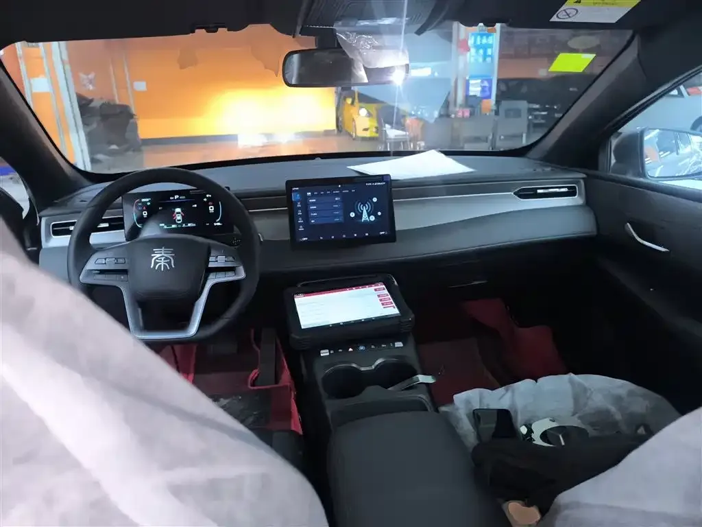BYD Qin PLUS 2025 из CN, фото 2