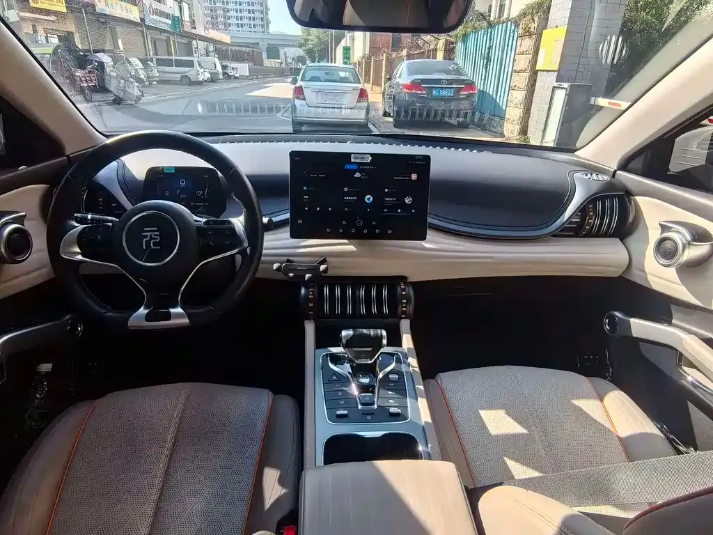 BYD Yuan Plus 2024 из CN, фото 7