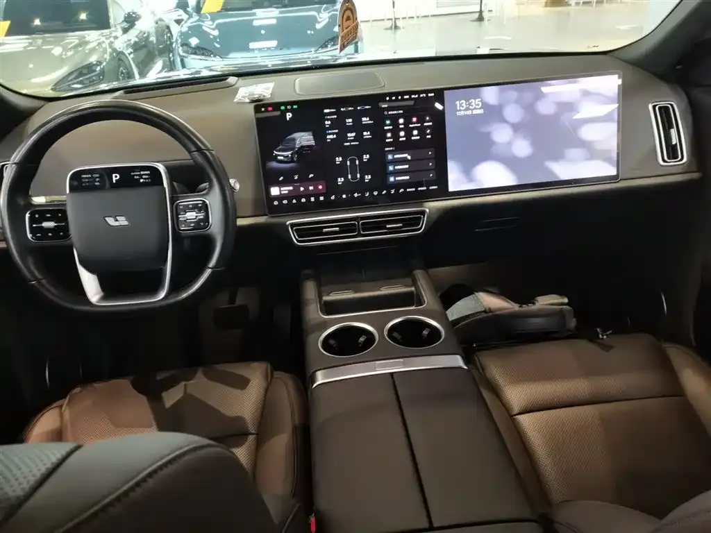Li Auto L9 2023 из CN, фото 7