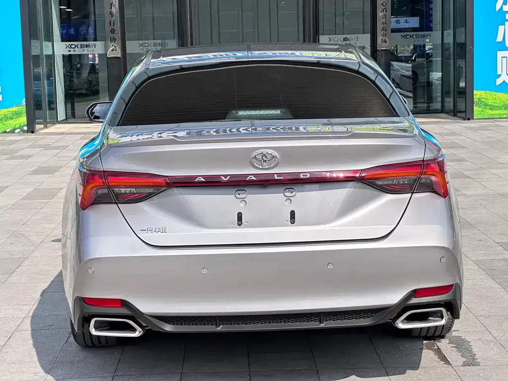Toyota Avalon 2021 из CN, фото 10