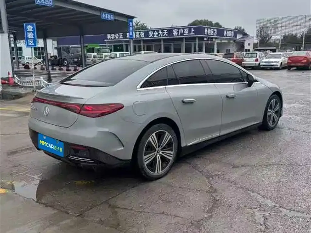 Mercedes-Benz EQE 2023 из CN, фото 3
