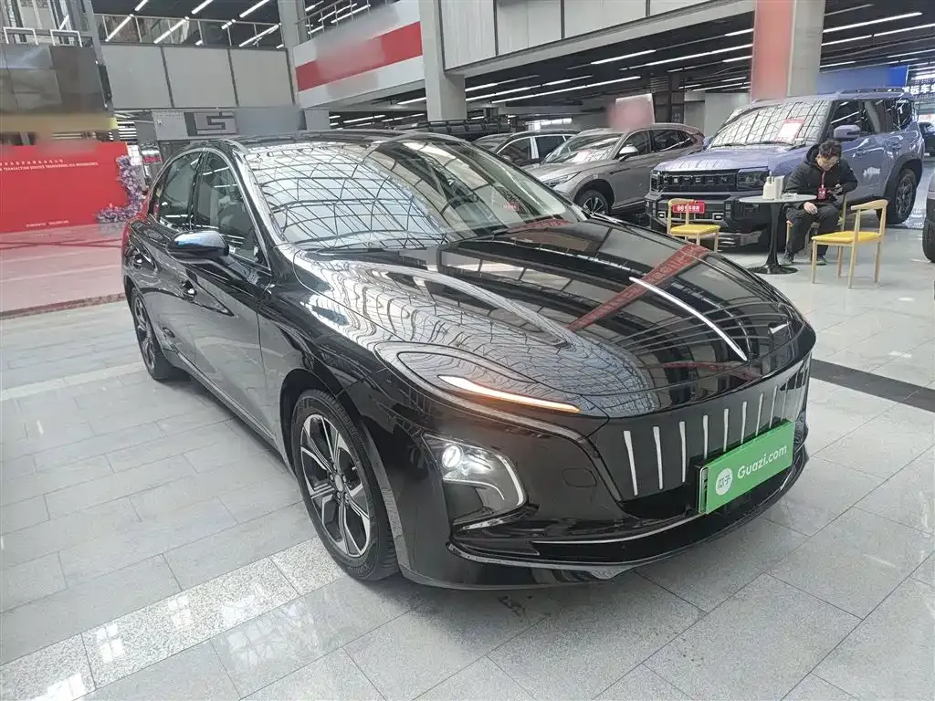 Hongqi E-QM5 2023 из CN, фото 9