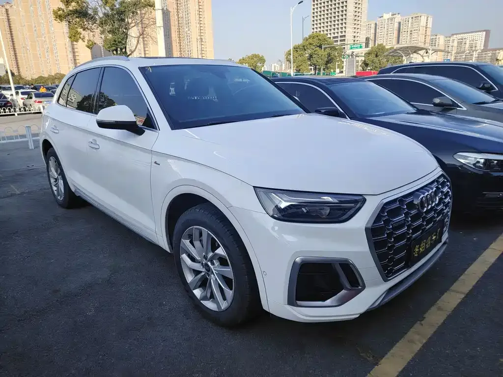 Audi Q5L 2022 из CN, фото 6