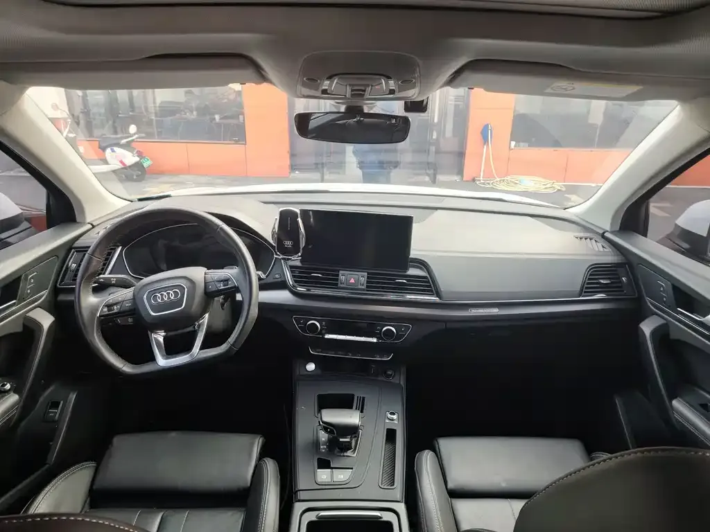 Audi Q5L 2022 из CN, фото 3