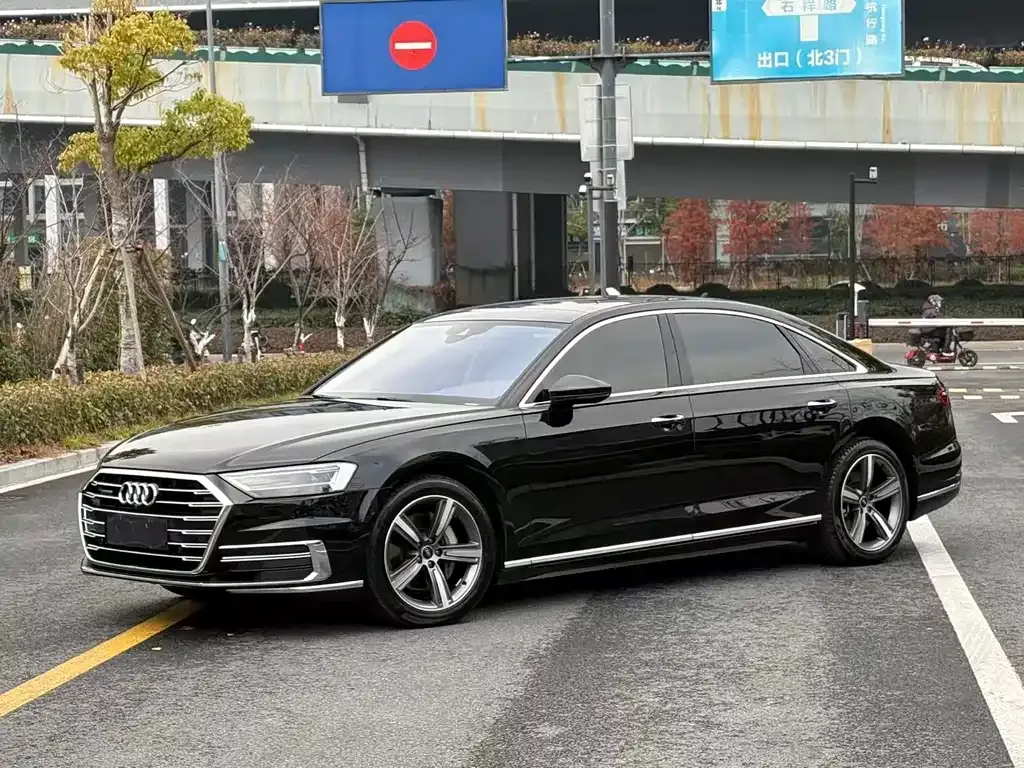 Audi A8 2021 из CN, фото 1