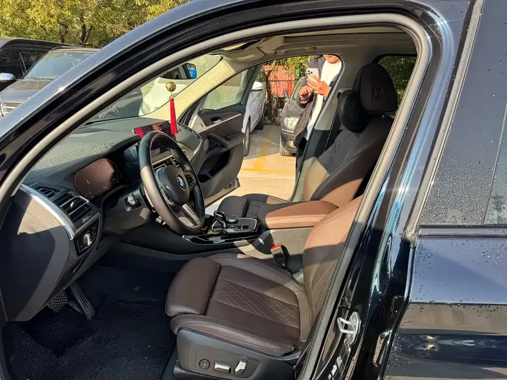 BMW X3 2022 из CN, фото 4