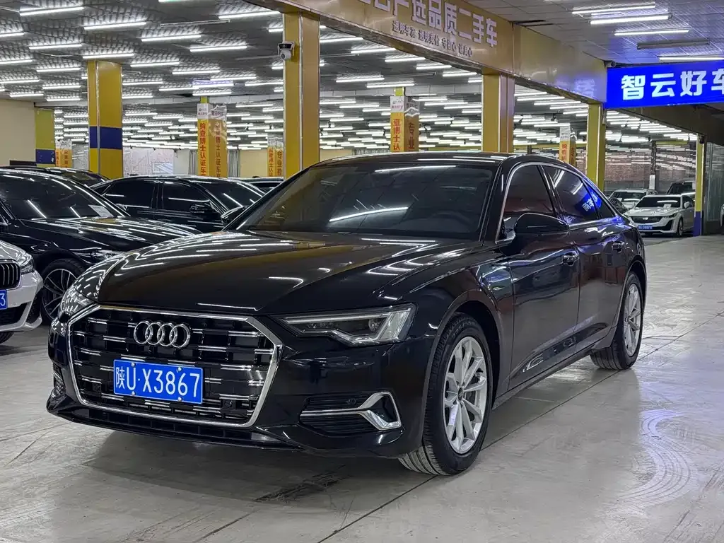 Audi A6L 2024 из CN, фото 1