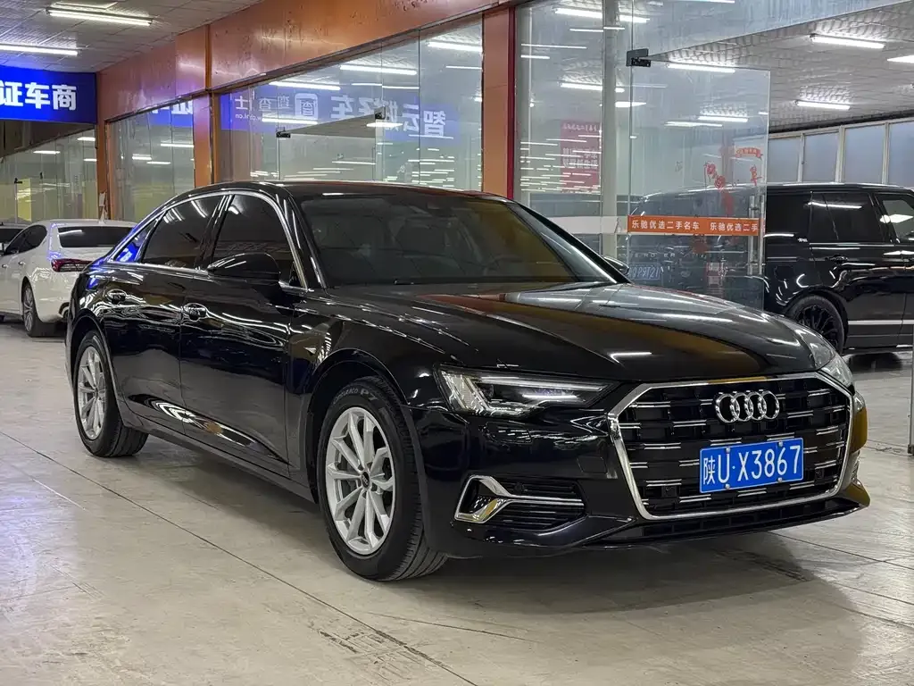 Audi A6L 2024 из CN, фото 9