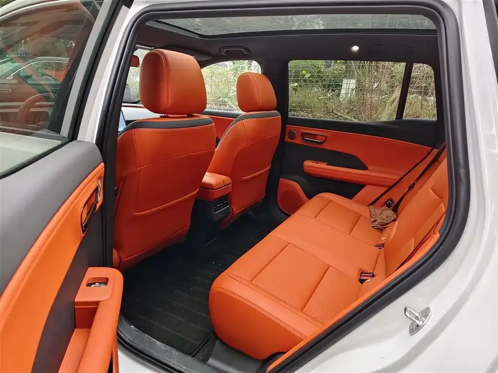 Toyota Platinum 3X 2025 из CN, фото 6