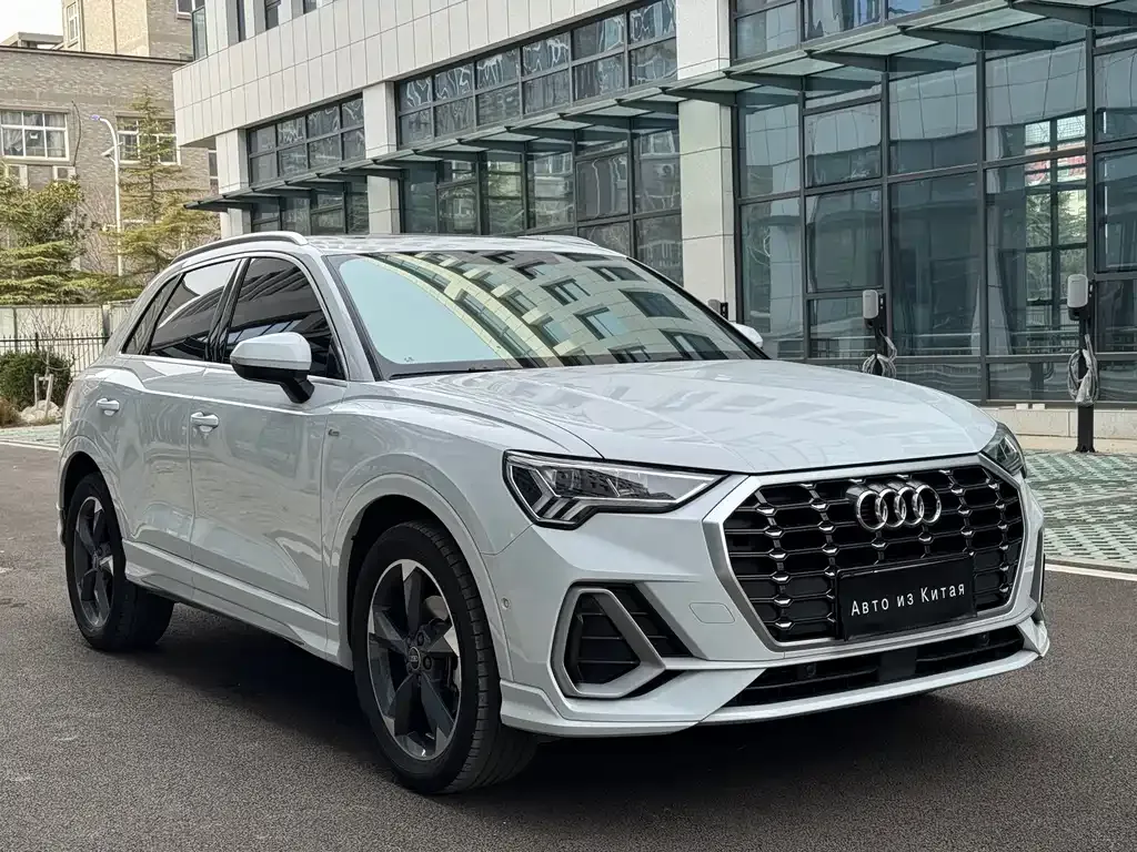 Audi Q3 2023 из CN, фото 9