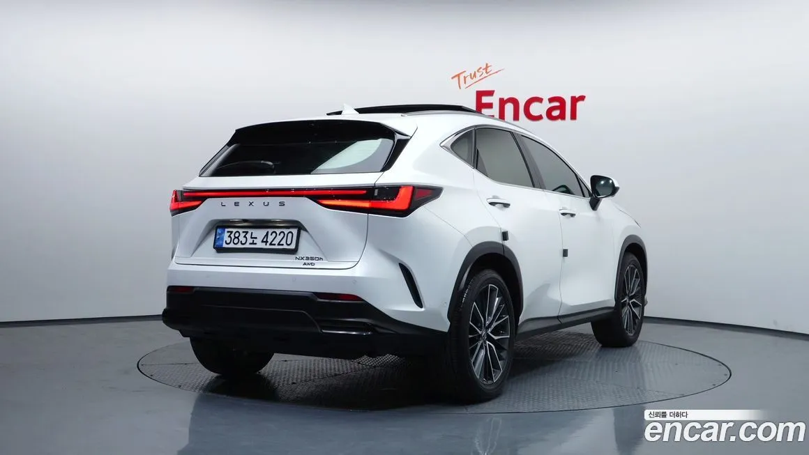 Lexus NX 2025 из KR, фото 2