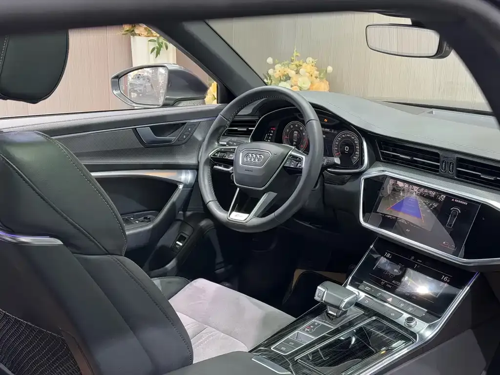 Audi A6L 2021 из CN, фото 10