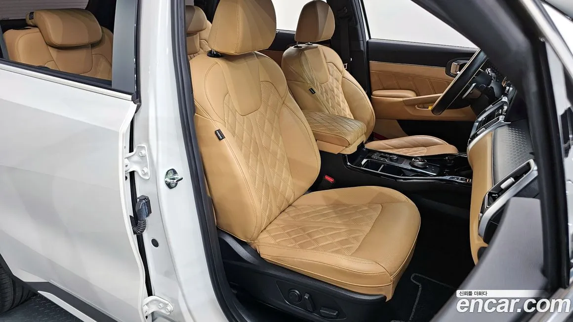 Kia Sorento — фото 10