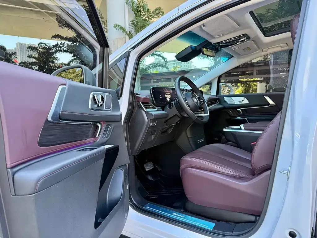 Buick Century 2023 из CN, фото 5