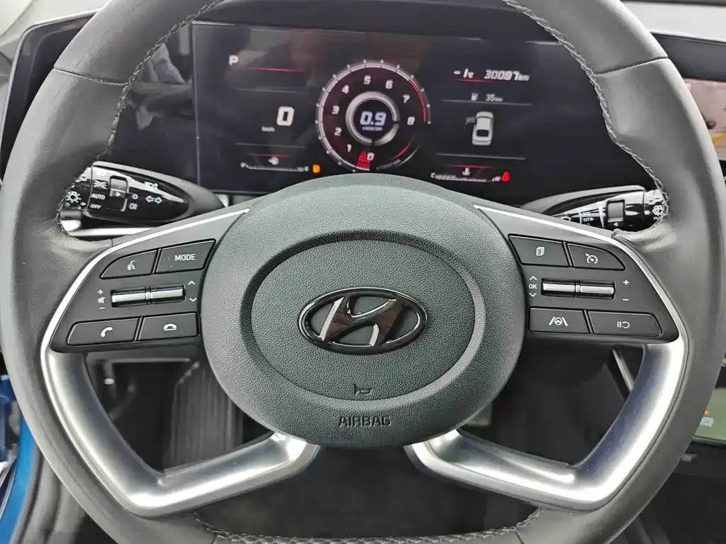 Hyundai Elantra 2021 из CN, фото 9
