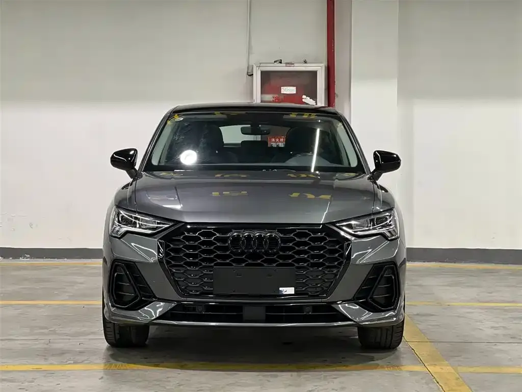 Audi Q3 Sportback 2023 из CN, фото 7