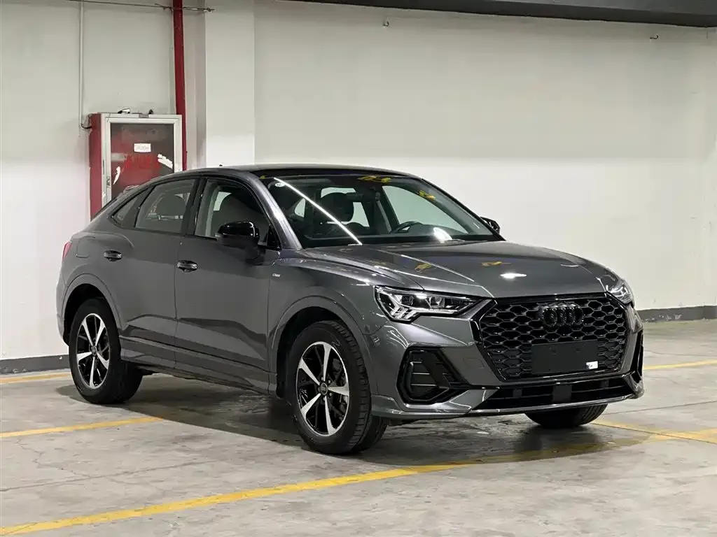 Audi Q3 Sportback 2023 из CN, фото 5