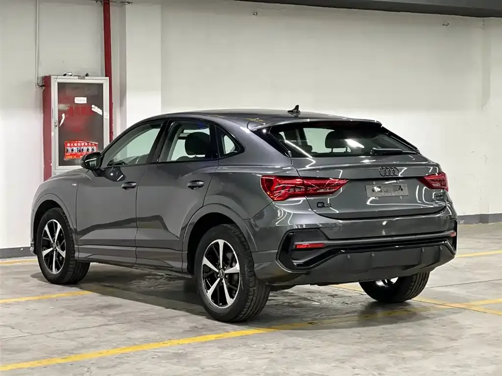 Audi Q3 Sportback 2023 из CN, фото 6