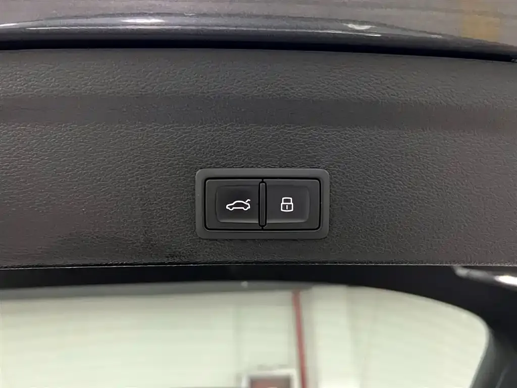 Audi Q3 Sportback 2023 из CN, фото 8