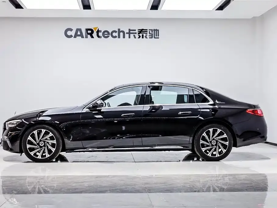 Mercedes-Benz E-Class 2024 из CN, фото 8