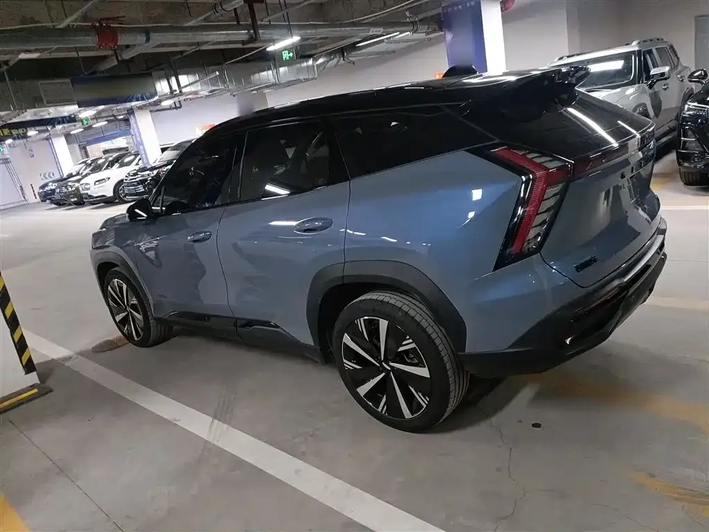 Geely Boyue L 2023 из CN, фото 5