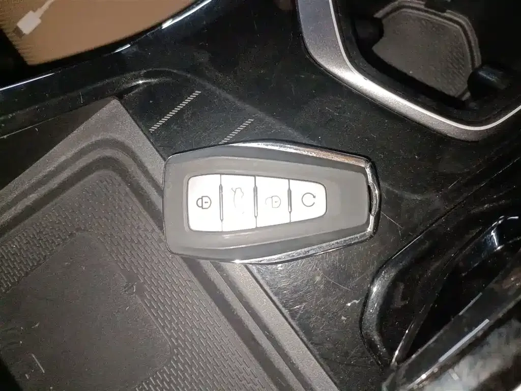 Geely Boyue L 2023 из CN, фото 9