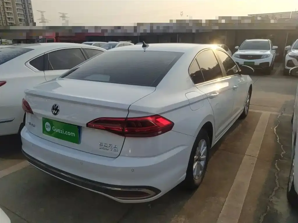 Volkswagen Bora 2023 из CN, фото 2
