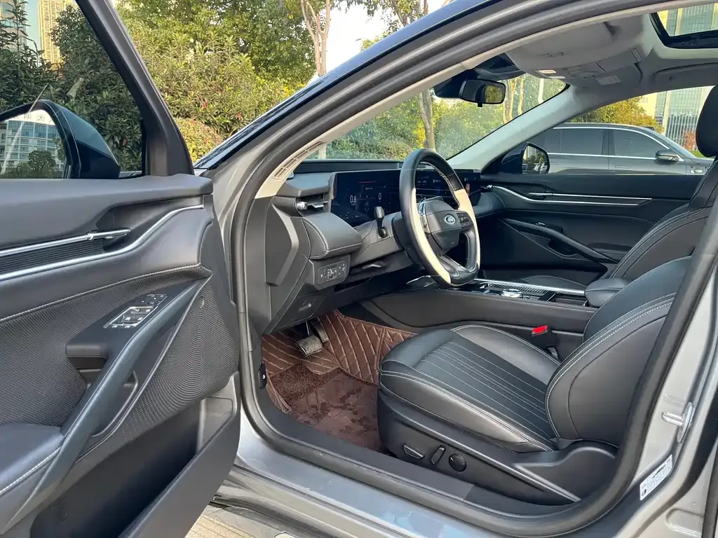 Ford Mondeo 2025 из CN, фото 6