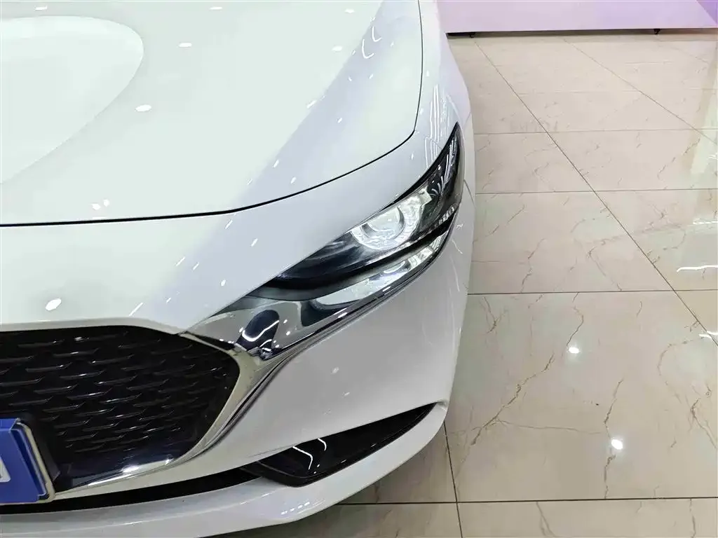 Mazda 3 Axela 2023 из CN, фото 7