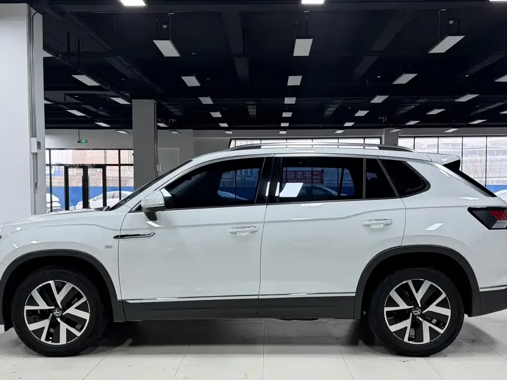 Volkswagen Tayron 2023 из CN, фото 4
