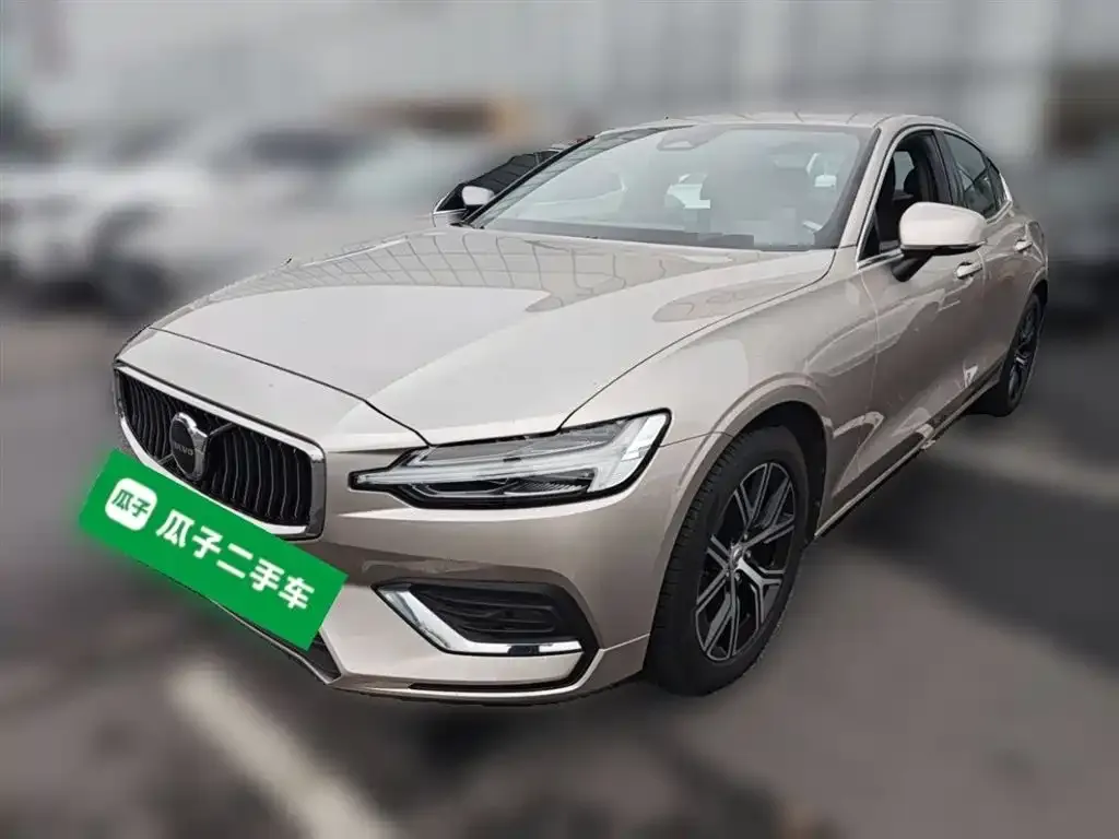 Volvo S60 2025 из CN, фото 6