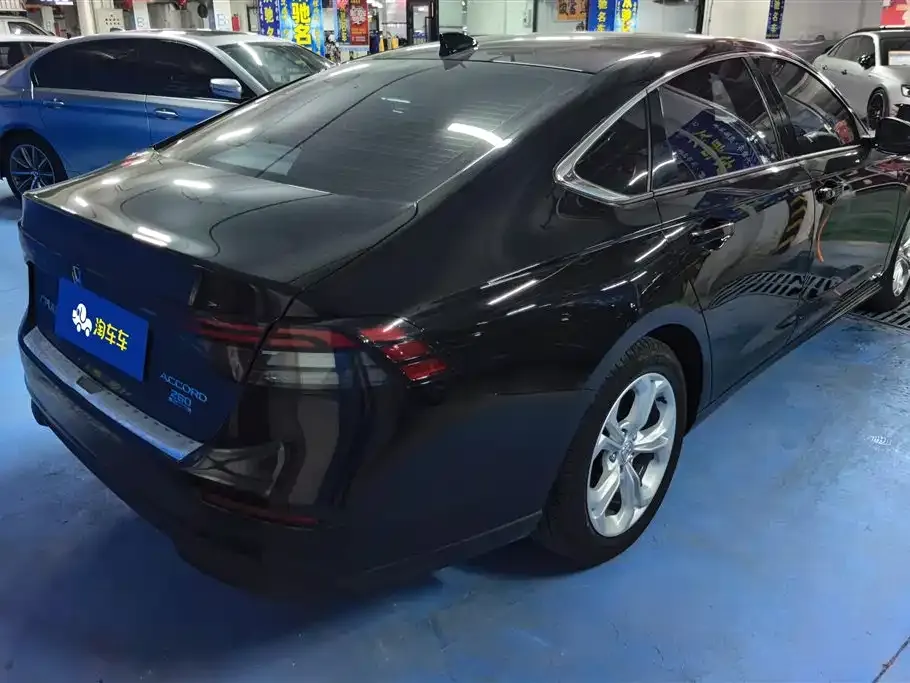 Honda Accord 2024 из CN, фото 4