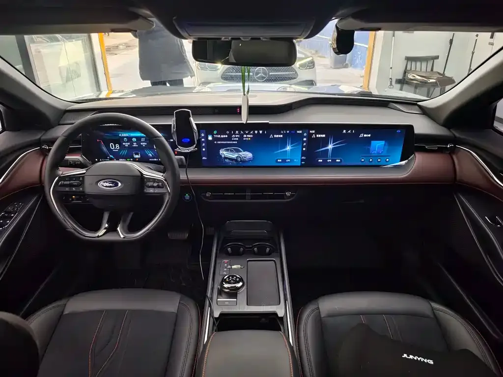 Ford Mondeo 2024 из CN, фото 8
