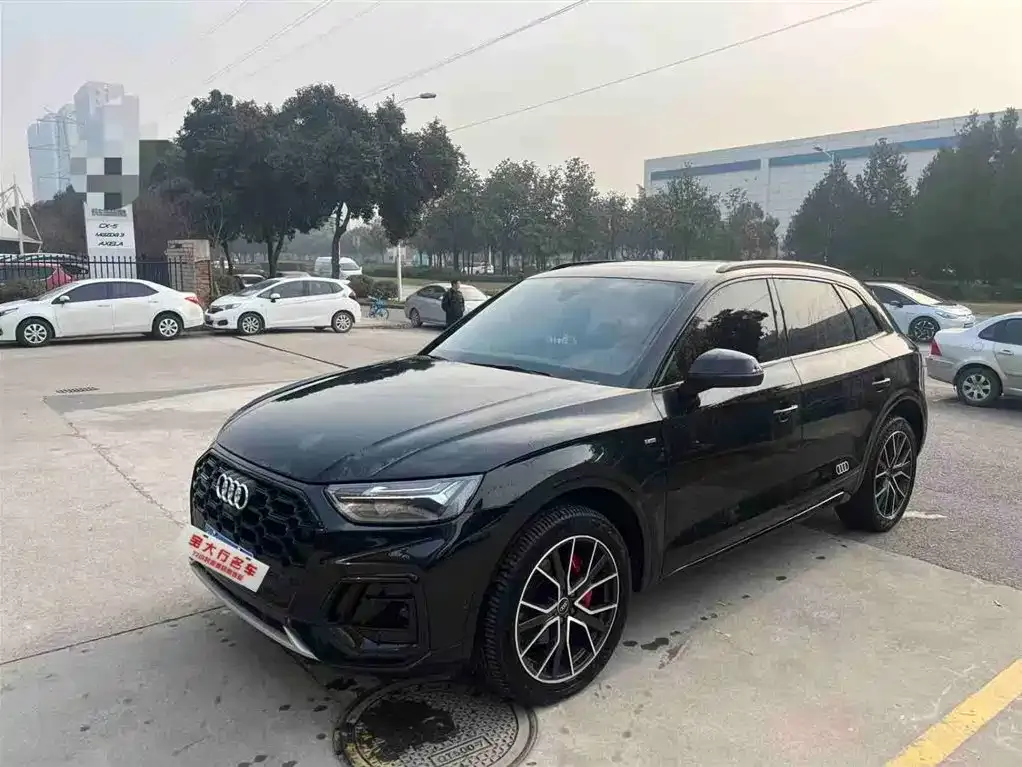 Audi Q5L 2025 из CN, фото 1