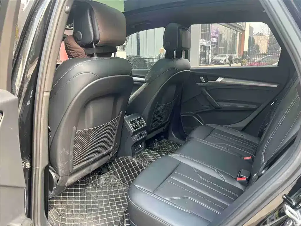 Audi Q5L 2025 из CN, фото 4