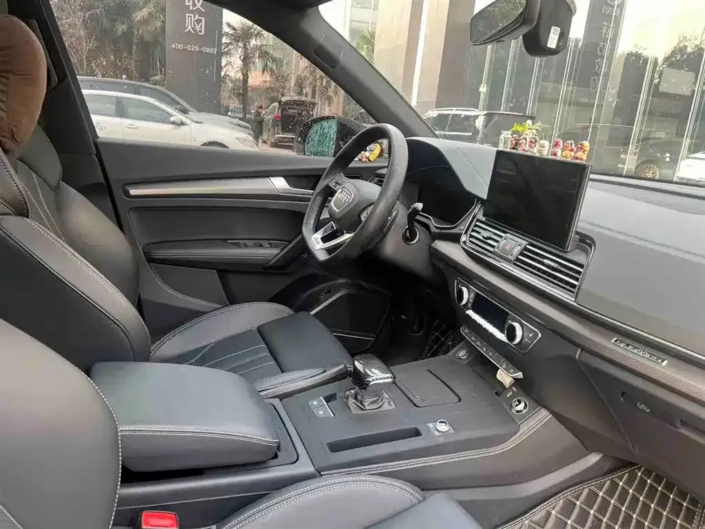 Audi Q5L 2025 из CN, фото 2