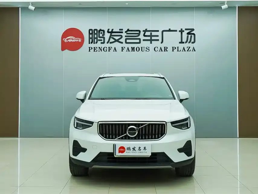 Volvo XC40 2024 из CN, фото 3