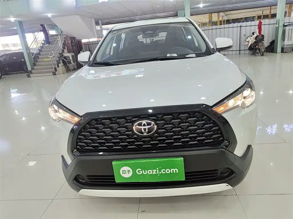 Toyota Corolla Cross 2024 из CN, фото 9