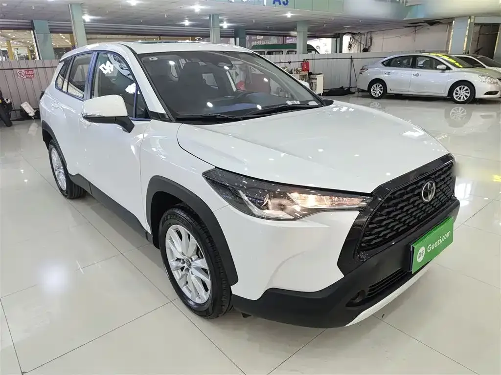 Toyota Corolla Cross 2024 из CN, фото 8