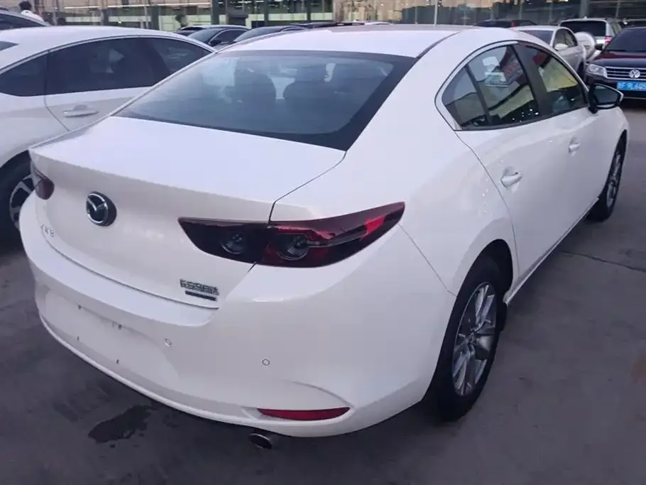 Mazda 3 Axela 2024 из CN, фото 10