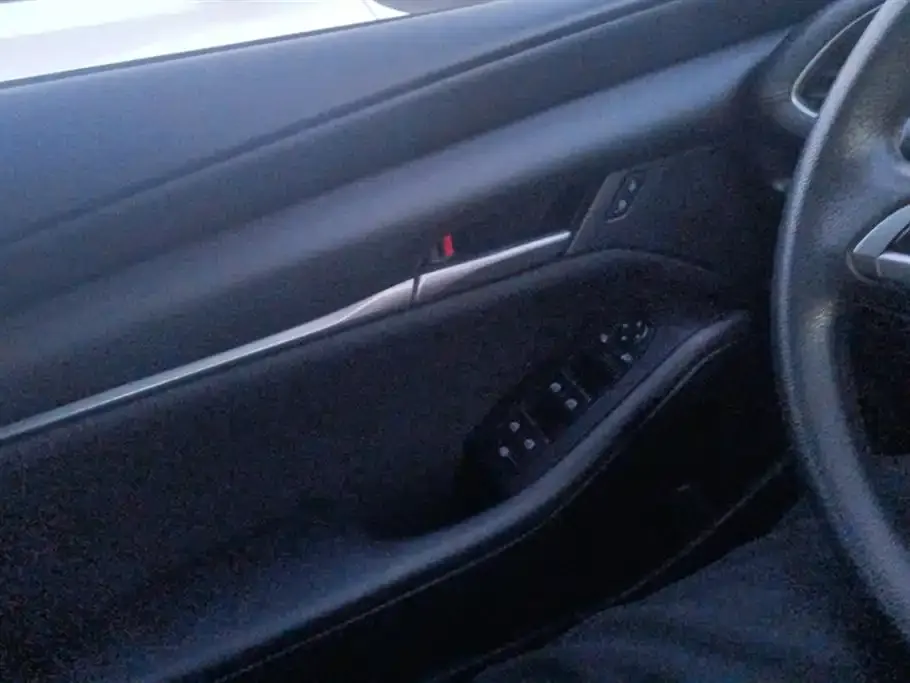 Mazda 3 Axela 2024 из CN, фото 2
