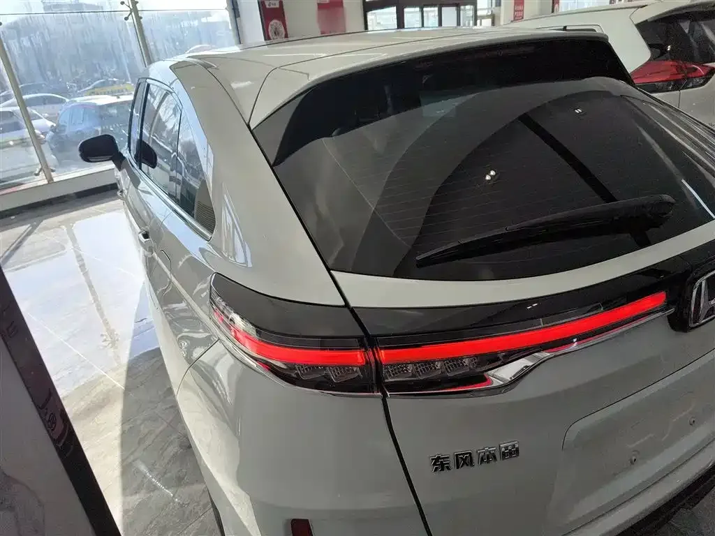 Honda UR-V 2023 из CN, фото 5