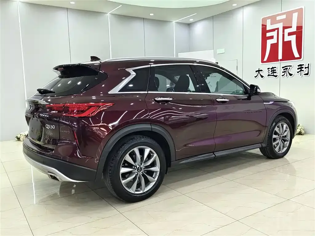 Infiniti QX50 2021 из CN, фото 6