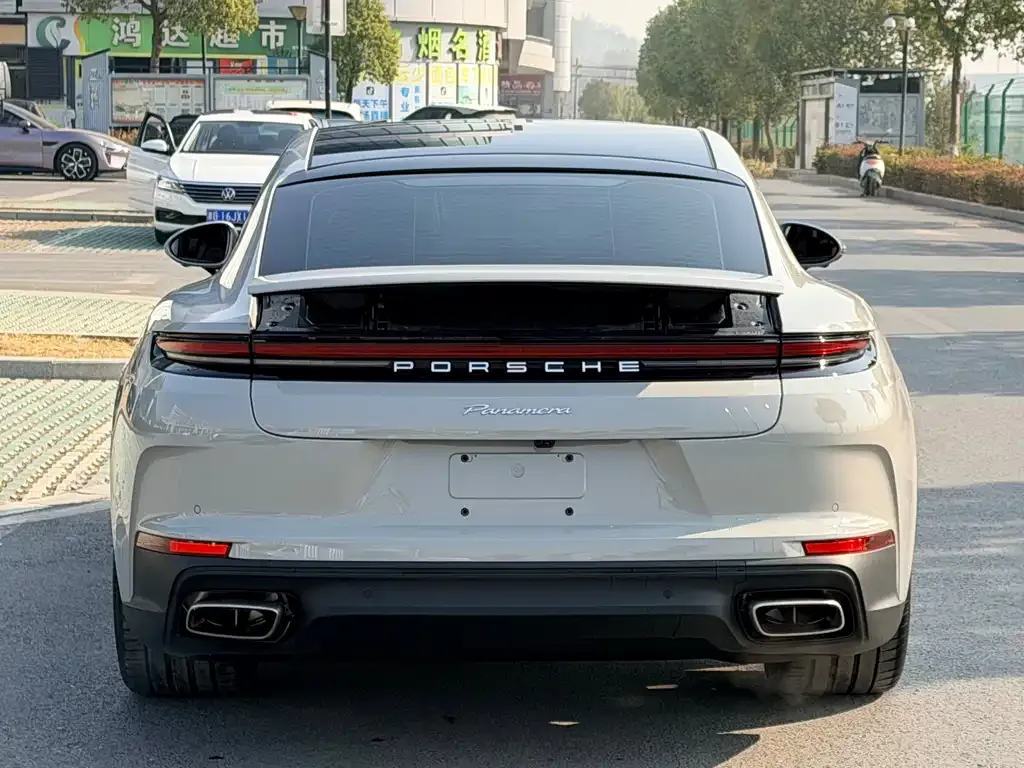 Porsche Panamera 2025 из CN, фото 4
