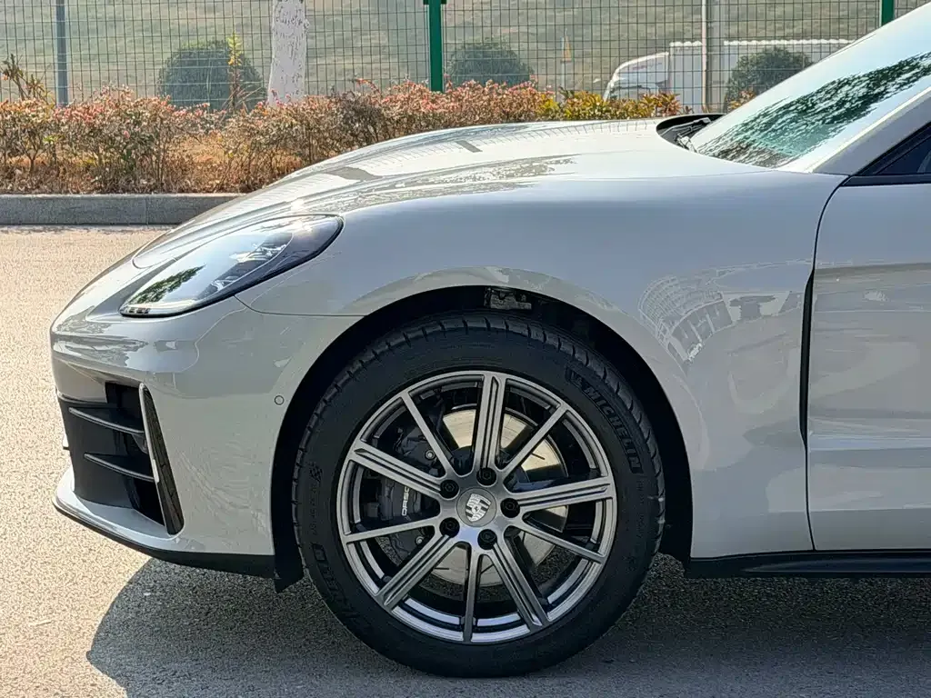Porsche Panamera 2025 из CN, фото 6