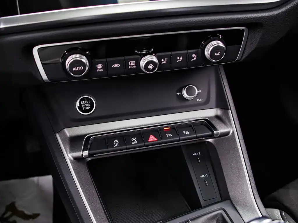 Audi Q3 2022 из CN, фото 8