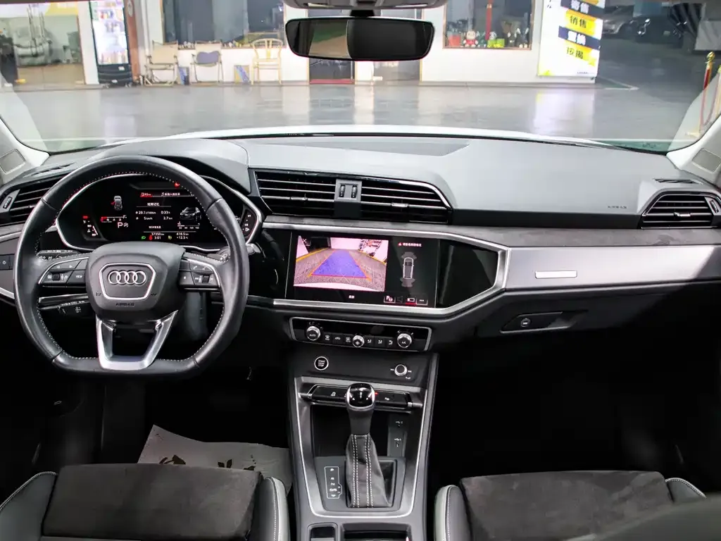 Audi Q3 2022 из CN, фото 2