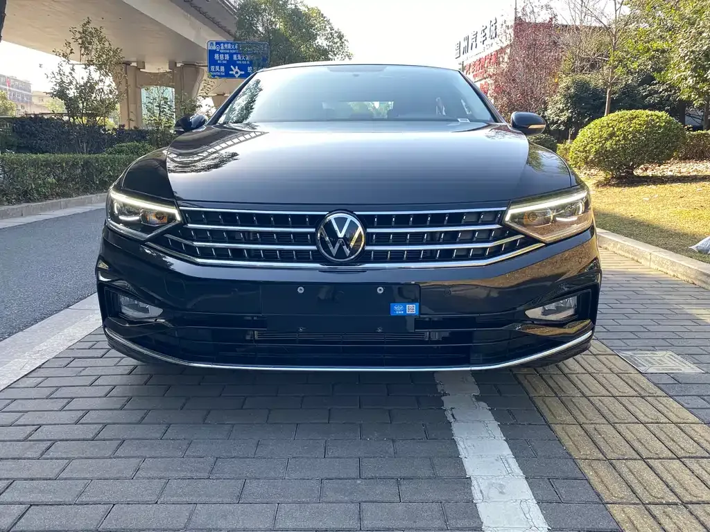 Volkswagen Magotan 2025 из CN, фото 4