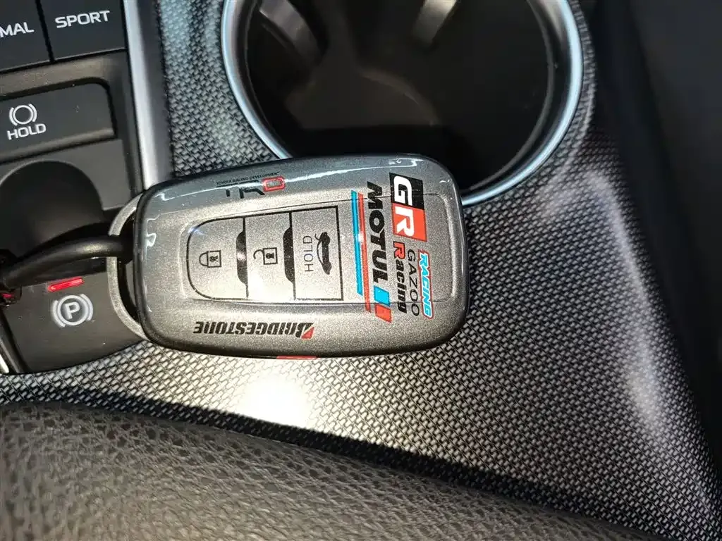 Toyota Camry 2022 из CN, фото 5